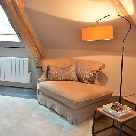 La Parenthèse 3*