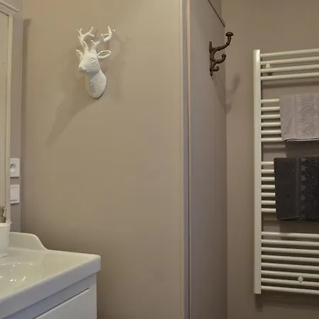 La Parenthèse 3* Le Déluge