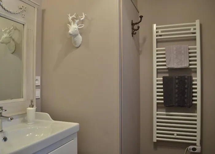 La Parenthese 3* Le Deluge